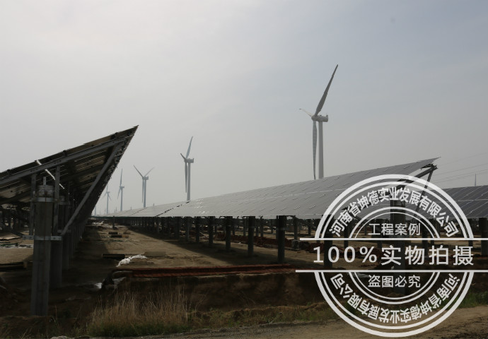 山東萊州120兆瓦漁光互補(bǔ)地面電站項目